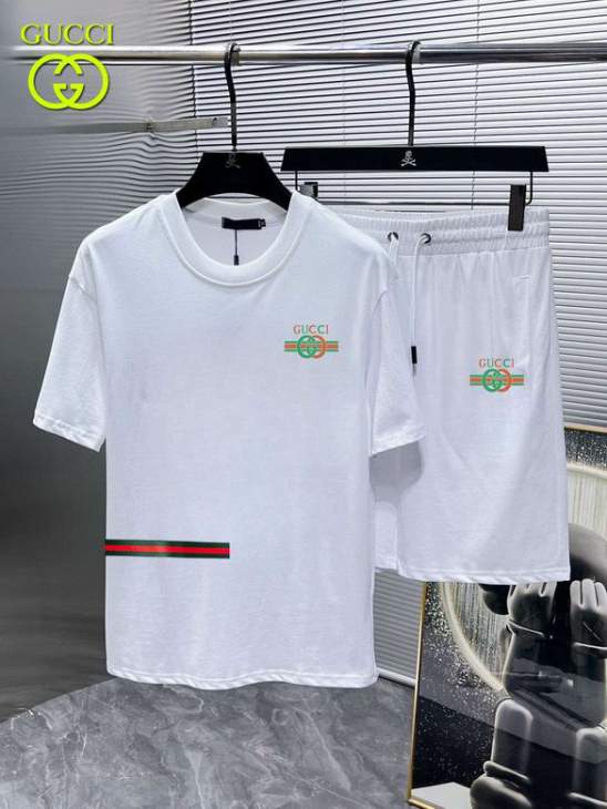 Picture of Gucci Shirt Pant Suits _SKUGucciM-5XL12yn25822080